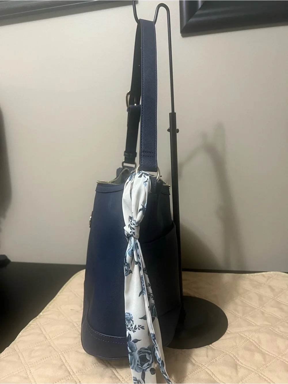 Kim Rogers structured hobo